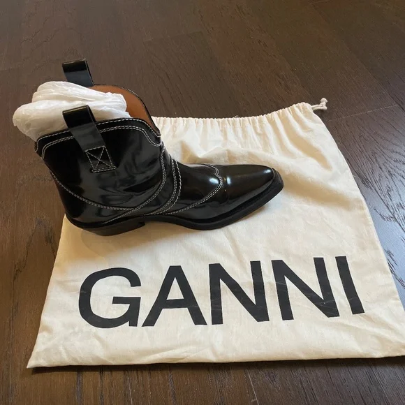 GANNI Black Western Ankle Boots SIZE 37 - Picture 3 of 7